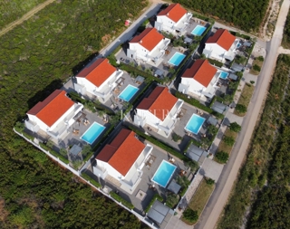 Hiša Debeljak, Sukošan, 1.630m2