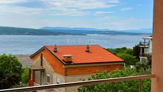 CRIKVENICA - APARTMA S POGLEDOM NA MORJE