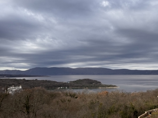 Stanovanje v novogradnji s pogledom na morje v Njivicah