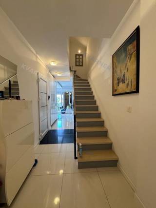Apartma s panoramskim pogledom na morje – Njivice