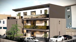 Penthouse z veliko teraso na mirni lokaciji!