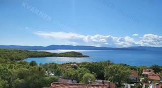 Njivice – naprodaj dvojček s pogledom!