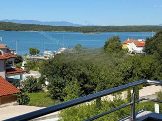 Klimno - Ekskluzivna ponudba! Stanovanje z razgledom na morje