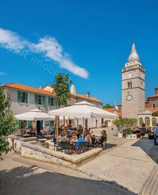 Poslovni prostor na prodaj v Omišlju, Krk