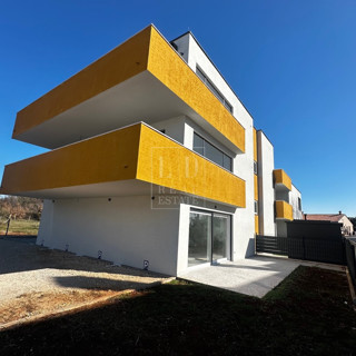 Stanovanje v Novigradu