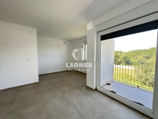 Apartma v prvem nadstropju z odprtim pogledom na morje v okolici Poreča