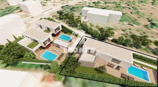 Gradbeno zemljišče s plačanimi komunalnimi storitvami v bližini Umaga