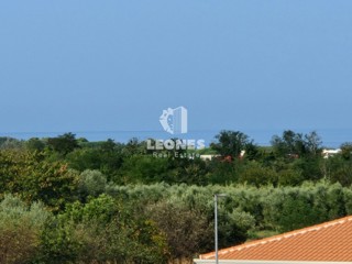 Trisobno stanovanje s pogledom na morje v okolici Umaga