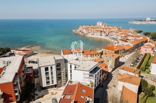 Visokokakovosten apartma 40m od morja in plaže v Umagu
