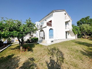 Malinska, samostojna hiša