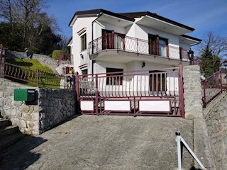 Opatijska riviera, Ičići, samostojna hiša na mirni lokaciji.
