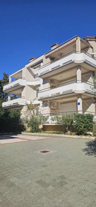 Apartma Novalja, 104m2