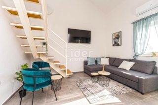 Apartma Novalja, 77m2