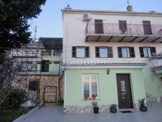 Hiša Praputnjak, 205m2