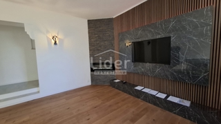 Hiša Opatija - Centar, 153m2