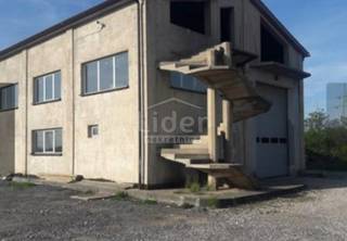 Hiša Škrljevo, 352m2