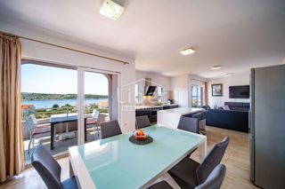 Apartma Barbat na Rabu, 102m2