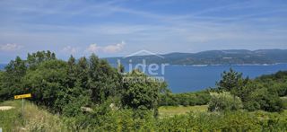 Zemljišče Plomin, 596m2