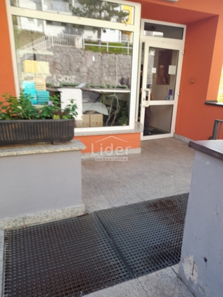 Poslovni prostor Škurinje, 83m2