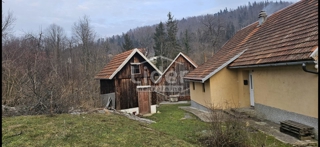 Hiša Moravice, 200m2