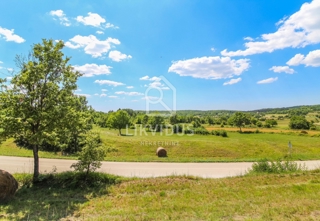 Zemljišče Šterna, Grožnjan, 1.579m2