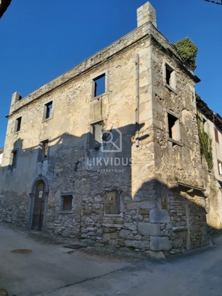 Hiša Lindar, Pazin - Okolica, 309m2