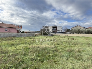 Zemljišče Škatari, Pula, 851m2