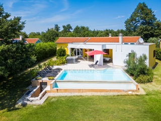 Hiša Svetvinčenat, 180m2