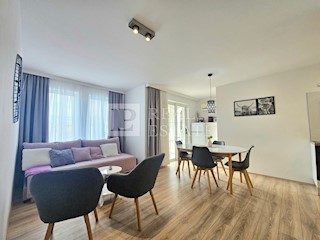 CRIKVENICA - apartma 200m od morja