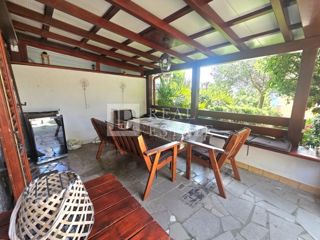 CRIKVENICA - apartma z zasebnim vrtom 80 metrov od morja