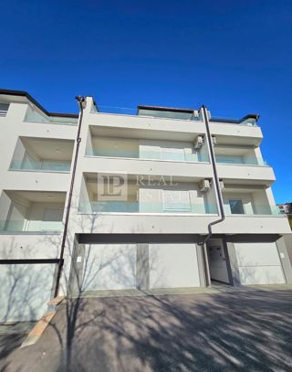 CRIKVENICA - dvosobni apartma blizu morja