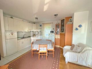 CRIKVENICA - 2-sobno stanovanje 500 metrov od morja