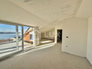 CRIKVENICA - penthouse 100m2 v novogradnji