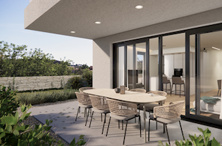 Rovinj - pritlični apartma z vrtom