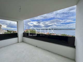 DRAMALJ - novogradnja, stanovanje 118m2, pogled na morje