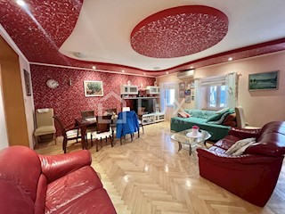CRIKVENICA - prostorno stanovanje 100m2, center mesta