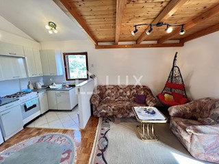 CRIKVENICA - dvosobni apartma 42m2, pogled na morje