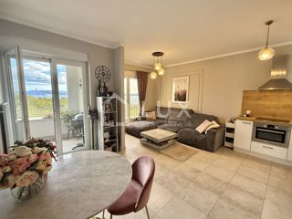 CRIKVENICA - apartma 55m2 z bazenom