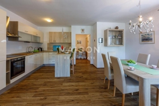 Stanovanje Novi Vinodolski, 81,19m2