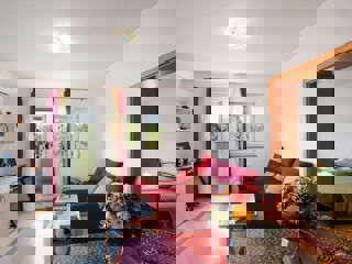 Mirno dvosobno stanovanje z balkonom in garažo v Ližnjanu