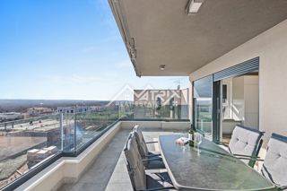 Poreč, luksuzni penthouse s pogledom na morje, Novo!