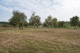 Zemljišče Poreč, 832m2