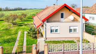 Hiša Semeljci, 133m2