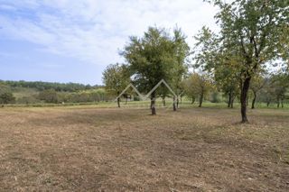 Zemljišče Poreč, 842m2