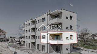 Poreč okolica, 2-sobno stanovanje v 1. nadstropju z dvigalom