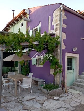 Svetvinčenat okolica, prenovljena kamnita hiša z 2 terasama