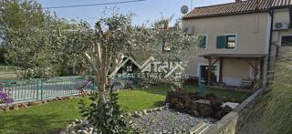 Istra, Sveti Lovreč – Zanimiva istrska vrstna hiša