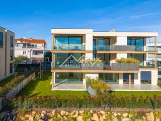 Novigrad, stanovanje v pritličju nove stavbe v bližini morja!