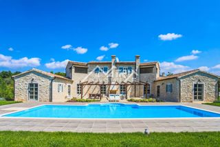 Poreč okolica - razkošna rustikalna vila z velikim vrtom