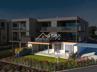 Novigrad, Stanovanje v pritličju s pogledom na morje, Novo!